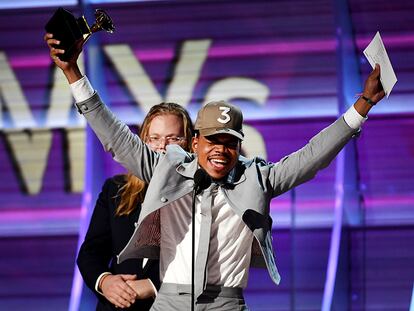 Chance, el ‘rapero bien’ que derrotó a Drake y Kanye en los Grammy