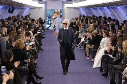 Una imagen del desfile de alta costura de Karl Lagerfeld para Chanel.