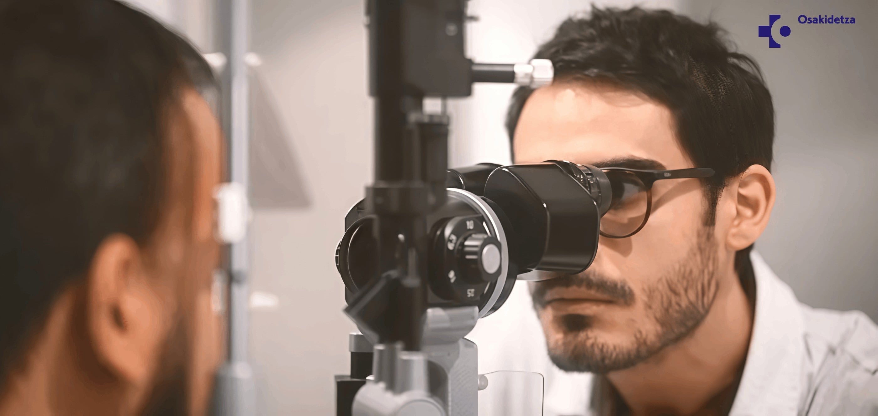 Las consultas en urgencias oftalmológicas aumentaron por el eclipse, pero sin apenas casos graves: “Los daños no causan dolor o irritación”