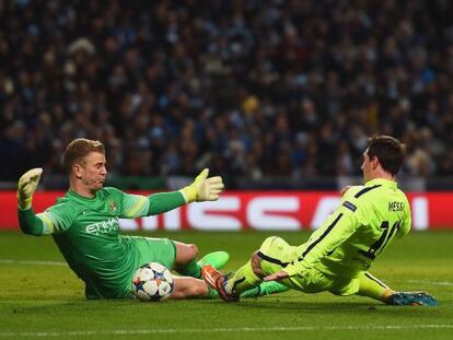 Hart evita un gol de Messi.