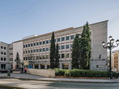 Edificio del Monte de Piedad de Madrid, ubicado en la Plaza de las Descalzas, en Madrid.