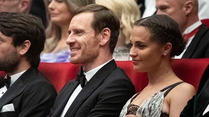 Michael Fassbender y Alicia Vikander en Karlovy Vary la noche del viernes.