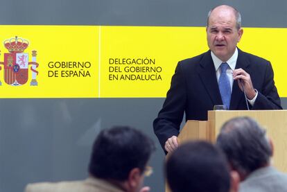 Chaves, durante la coferencia de prensa celebrada ayer en Sevilla