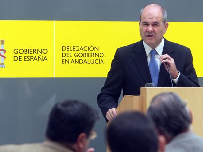 Chaves, durante la coferencia de prensa celebrada ayer en Sevilla