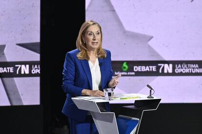 Ana Pastor, candidata del PP, durante el debate.