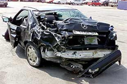 Estado en el que quedó el coche de Urruti tras el accidente.