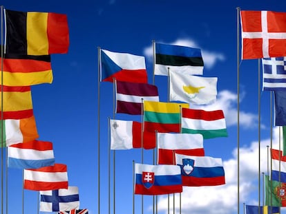 Banderas de los países miembros de la UE.