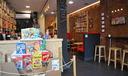 Interior de la tienda Cereal Hunters (Madrid).