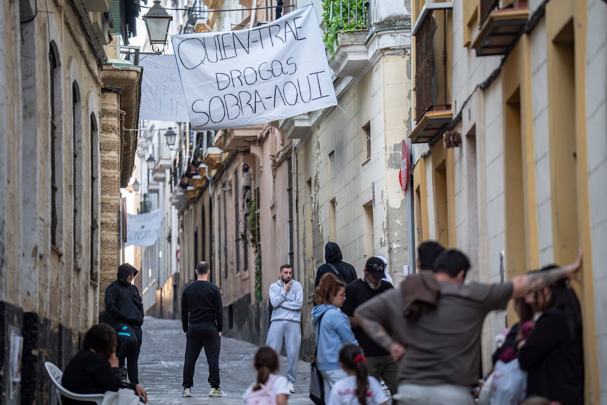 The return to retail in the Santa María neighborhood of Cádiz resurrects its mothers from drugs | Spain