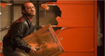 Jude Law, en un fotograma de 'Dom Hemingway'. © 20th Century Fox.