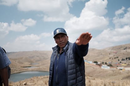 Erasmo Persona, from the community of Siete Lagunas, in the Bolivian highlands, talks about the drought affecting the area.