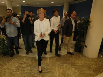 Esperanza Aguirre en la comparecencia para anunciar su dimisi&oacute;n como portavoz del PP en el Ayuntamiento de Madrid en abril de 2017.