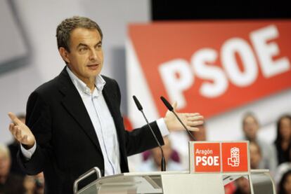 José Luis Rodríguez Zapatero, ayer en un acto del PSOE en Zaragoza.