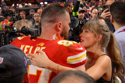 taylor swift and travis kelce