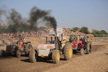 Este año la competicion ha contado con la participación de doce tractoristas.