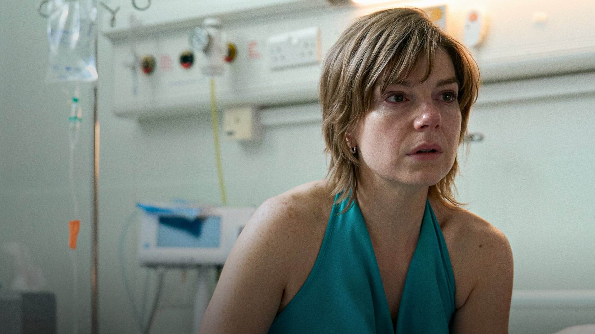 Aimee-Ffion Edwards, protagonista de la serie 'Creednos'.