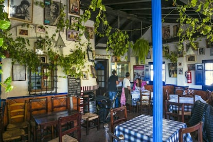 Restaurante Casa Juanillo, en el barrio del Sacromonte, en Granada. 
