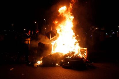 A roadblock near Ifema in Madrid, where the leading tourism fair Fitur opened today.