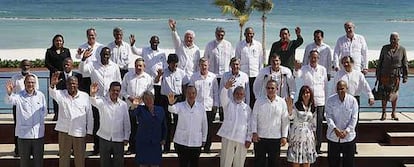 La foto de familia de los presidentes de América Latina y el Caribe reunidos en Cancún