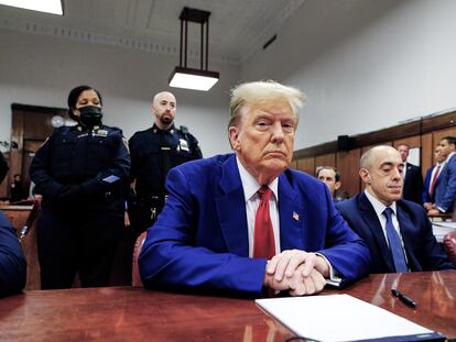 Donald Trump durante uno de sus juicios en el Tribunal Penal de Manhattan, el 30 de abril de 2024 en Nueva York.