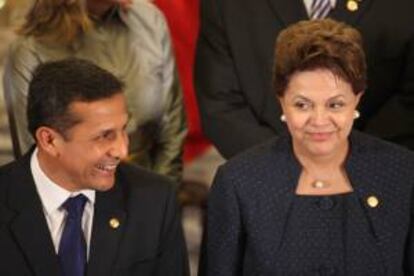 Los mandatarios de (i-d) Perú, Ollanta Humala y de Brasil, Dilma Rousseff. EFE/Archivo