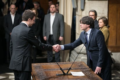 Carles Mundó, que ha promès "complir fidelment i d'acord amb la llei" les obligacions del càrrec, assumeix la cartera de Justícia.