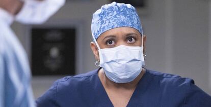 La actriz Chandra Wilson, en su papel de Miranda Bailey en Anatomía de Grey.