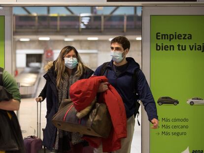 Llegada de viajeros al aeropuerto Adolfo Suárez Madrid Barajas, este lunes