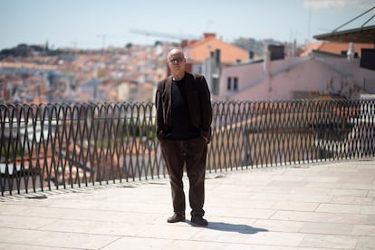 El músico portugués Rodrigo Leão, en Lisboa el pasado 24 de abri. 