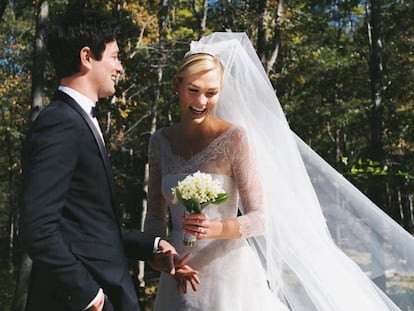 Karlie Kloss y Joshua Kushner en su boda.