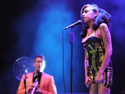 Amy Winehouse durante su último concierto en Belgrado, Serbia, el 18 de junio de 2011.