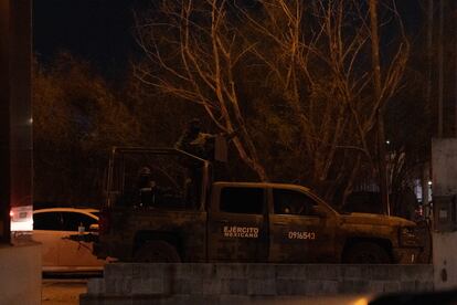 Militares frente a la Fiscalía de Nuevo Laredo (Tamaulipas) el pasado 28 de febrero.