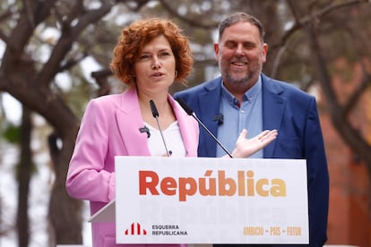 El presidente de ERC, Oriol Junqueras, y la secretaria general del partido, Elisenda Alamany, el pasado 12 de abril en Barcelona.