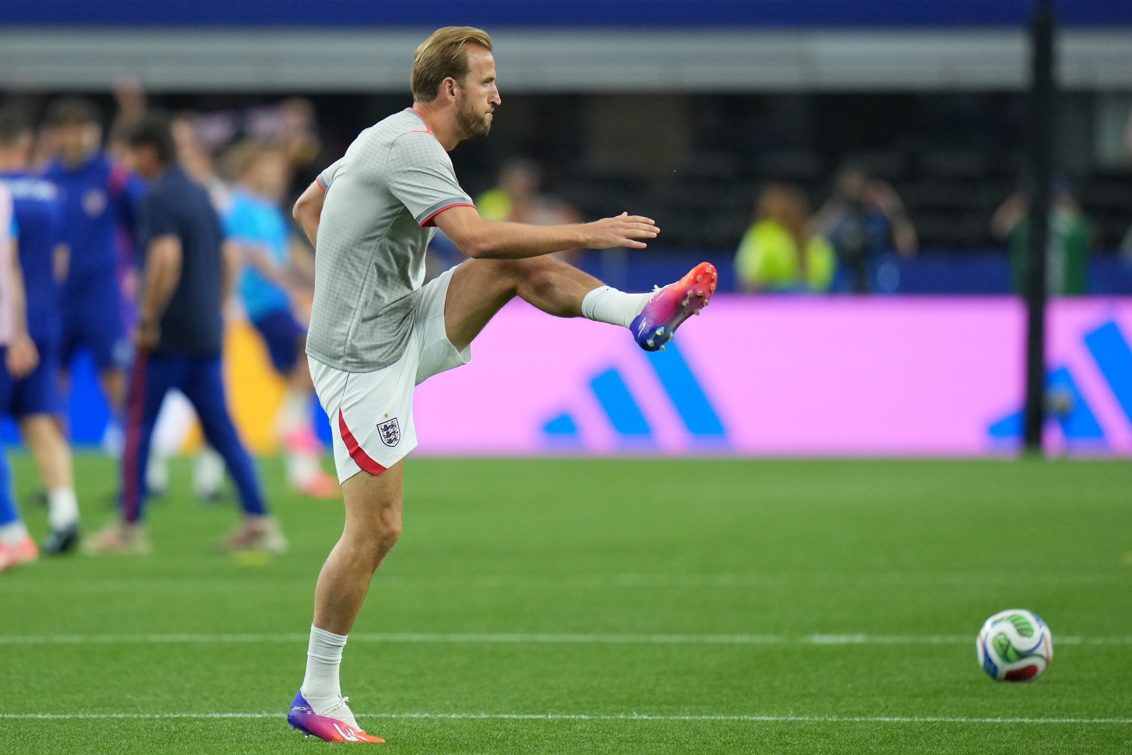 Inglaterra - Croacia, el partido del Mundial 2026 en directo | Kane adelanta a&hellip;