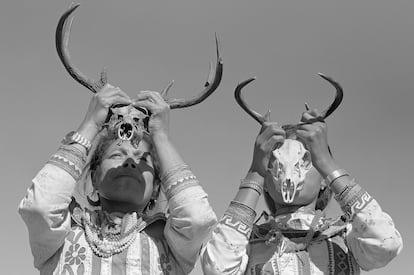 Exposición Dura menos la eternidad - Pedro Valtierra, Rafael Doníz
de PhotoEspaña en la Casa de México, en una imagen de la Casa de México.