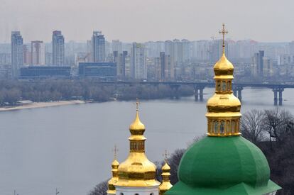 Vista de la ciudad de Kiev y el río Dniéper.