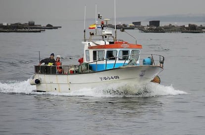 El 'Virxe dos Mares' en acción