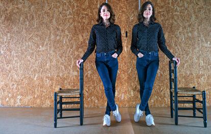 La flamenca canadiense Chloé Brûlé posa en su estudio de Sevilla.