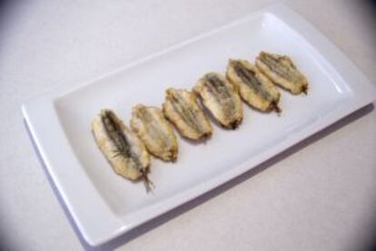 Boquerones fritos al limón.