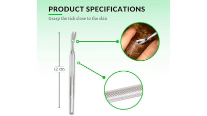 Pinzas para garrapatas sobre fondo blanco.