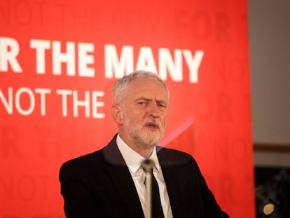 El l&iacute;der laborista Jeremy Corbyn, anuncia que susp&egrave;n els actes de campanya electoral.