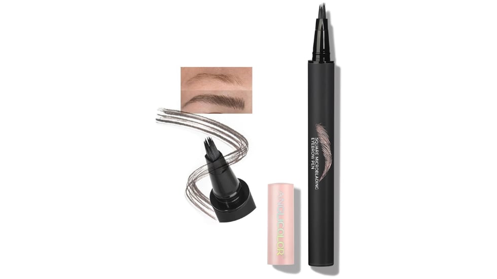 Lápiz de cejas. 