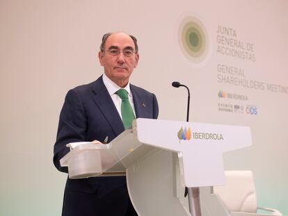 El presidente de Iberdrola, Ignacio Galán, en la junta de accionistas de la compañía este viernes.