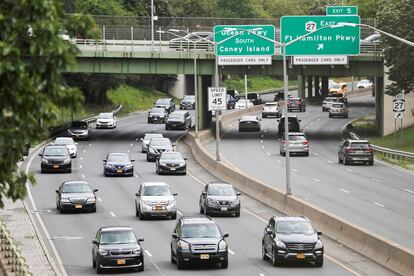 Traffic is seen on a highway ahead of the July 4th holiday, in New York, U.S., in 2021.