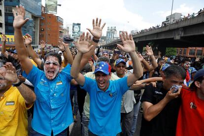 Capriles na quinta-feira em uma manifestação de protesto em Caracas.