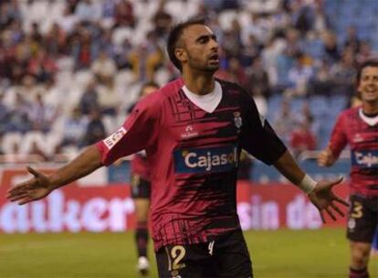 Martins celebra su gol ante el Deportivo