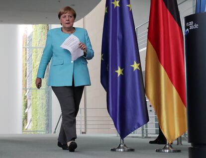 La canciller alemana, Angela Merkel, a su llegada a la cancillería en Berlín para comparecer el miércoles tras el consejo europeo.