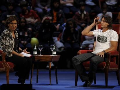 La periodista María Escario durante una entrevista a Rafael Nadal.