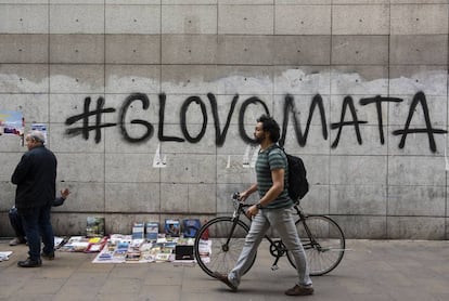 Una pintada en Barcelona tras la muerte en mayo de un repartidor de esa empresa.