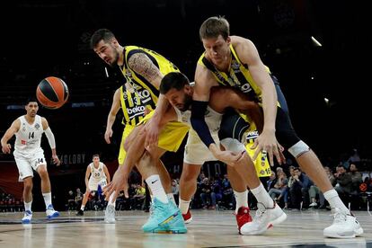 Felipe Reyes, ante el Fenerbahçe